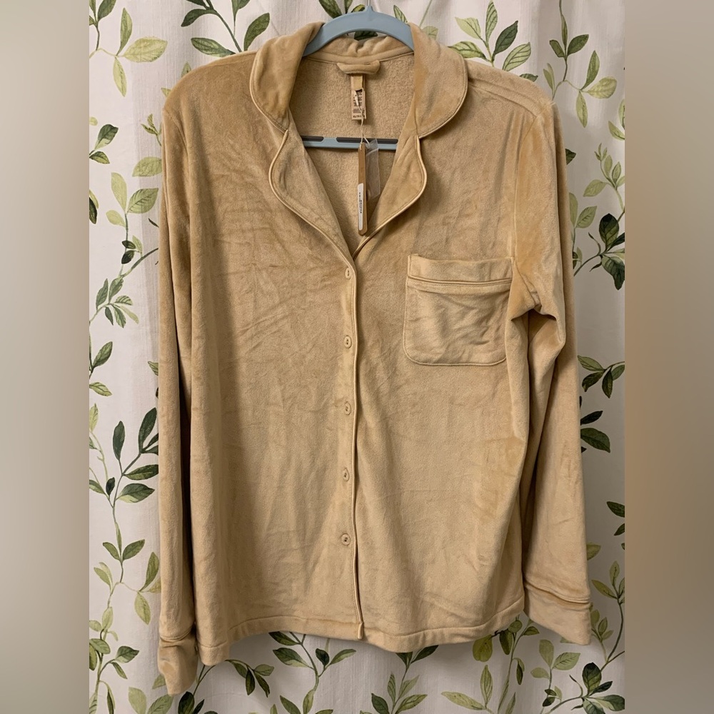 SKIMS VELOUR SLEEP TOP-HONEY-XS BNWT
